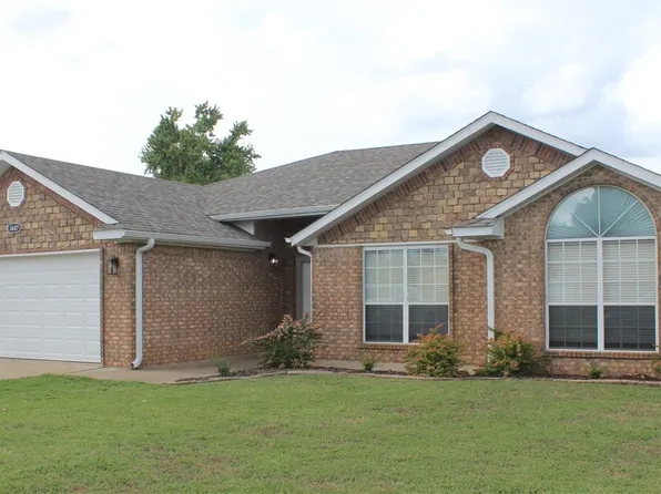 3607 W Bishop Dr, Rogers, AR 72756