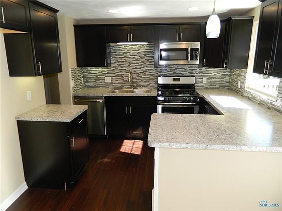 3rd image of 159 Ponderosa Dr