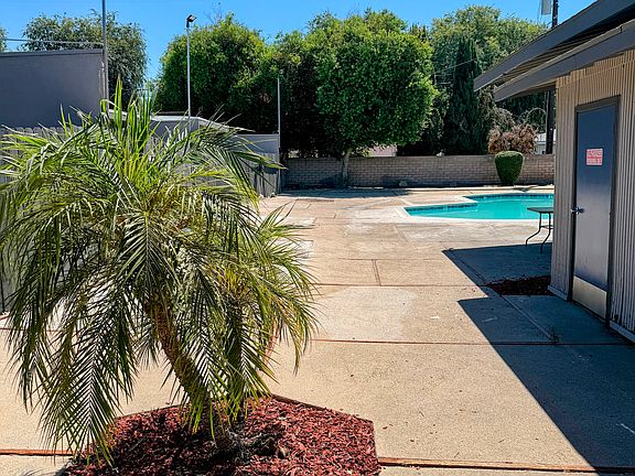 4th image of 2583 Windsor Dr #2583