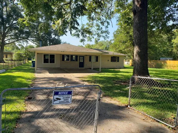 12971 Cypress St, Port Allen, LA 70767