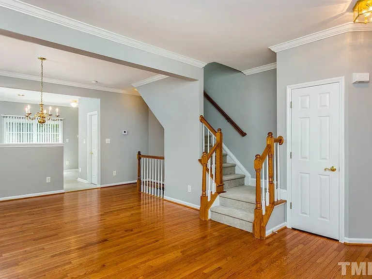 4717 Longhill Ln — Photo 3