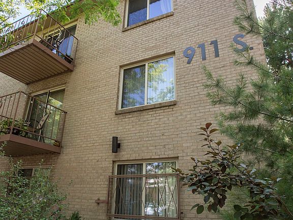 3rd image of 911 S Washington St #104