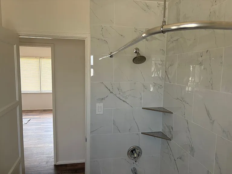 3475 Carmona Ave — Photo 8