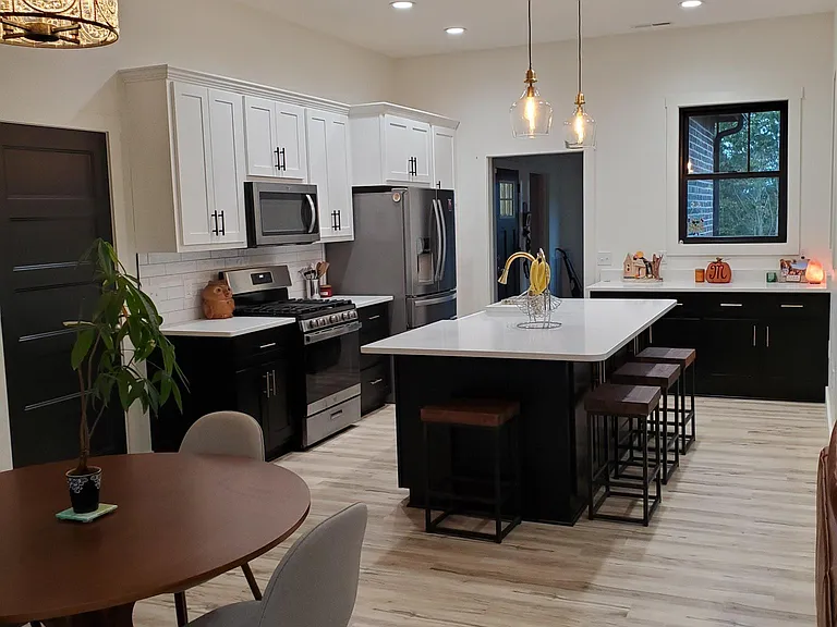 621 Pike Dr — Photo 4