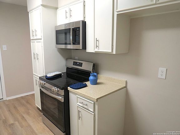 4th image of 6718 FOREST DELL ST