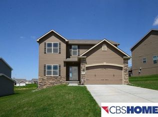 15030 Cherry St, Bennington, NE 68007