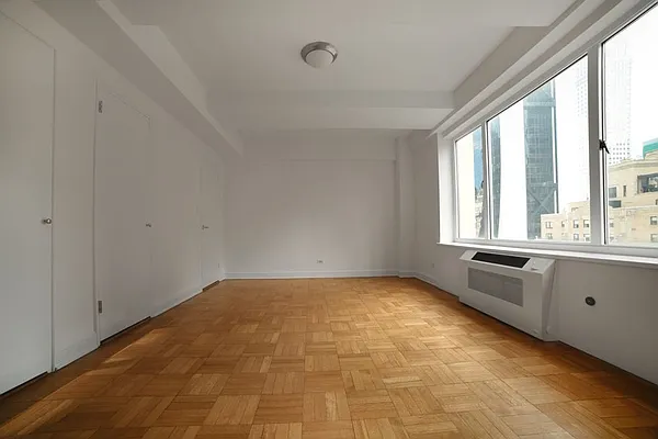 Rented by essential NEW YORK Real Estate | media 3