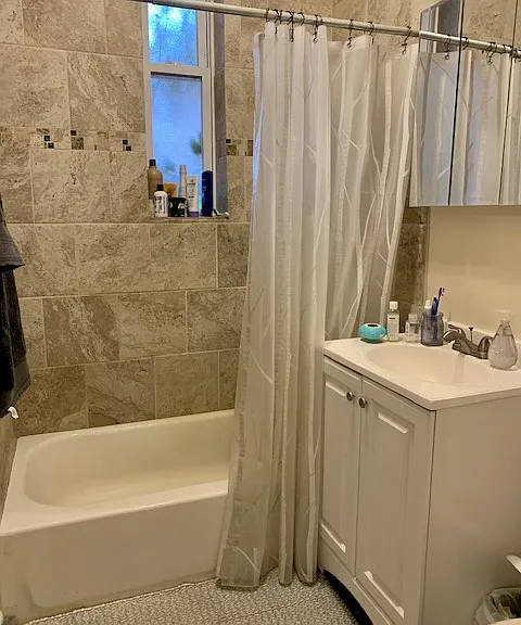 1947 N Cleveland Ave #2R — Photo 15