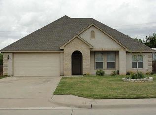 118 Pleasant View Dr, Weatherford, TX 76086