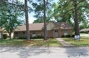 7250 Vanessa Dr — Photo 1