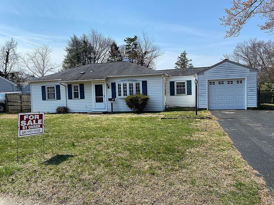 1st image of 108 Manor Rd