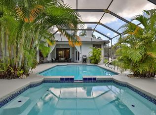 1034 Weathersfield Dr, Dunedin, FL 34698