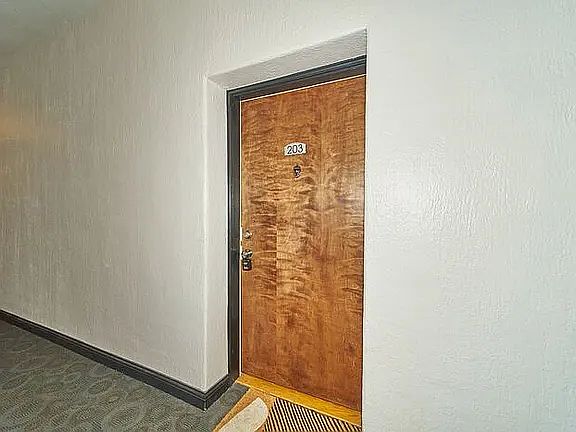 2nd image of 5347 N College Ave APT 203
