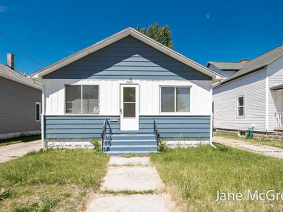 2nd image of 2023 Henry St