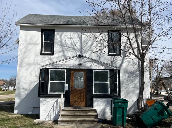 102 E Stanton St #1, Streator, IL 61364