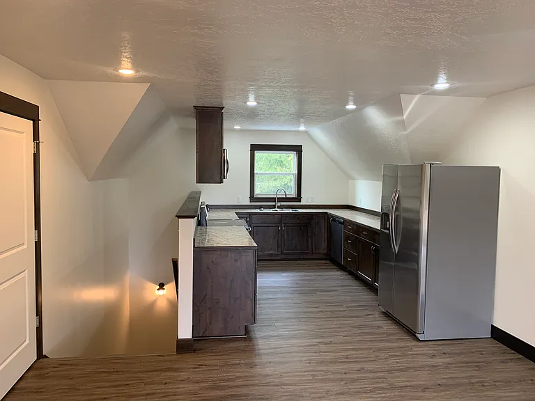 W Shingle Mill Rd — Photo 42