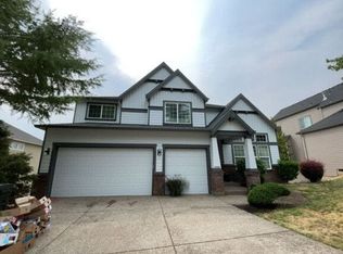 11192 SE Lenore St, Happy Valley, OR 97086