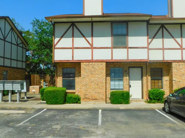 1137 Dallas Dr, Denton, TX 76205