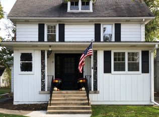 21 Anderson Blvd, Geneva, IL 60134