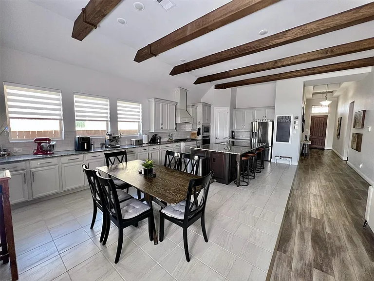 6507 Timarron Lakes Dr — Photo 4