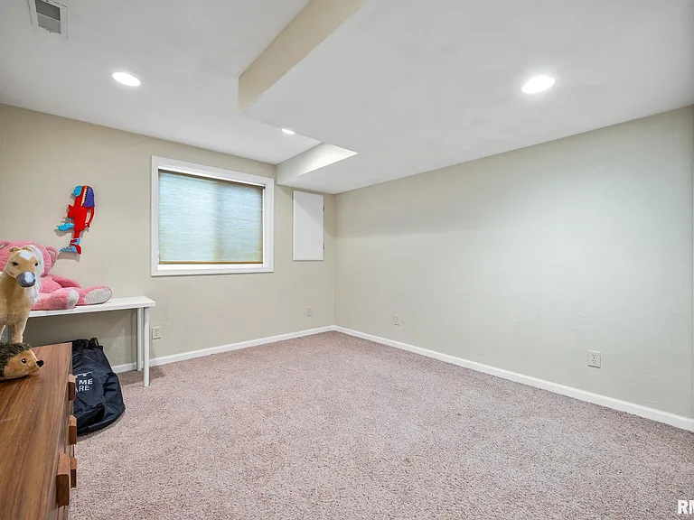 2321 W Kenfield Ct — Photo 25