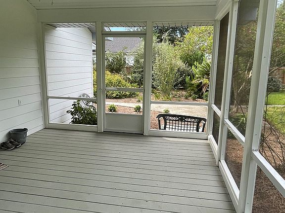 4th image of 20790 SE Elmore Ave
