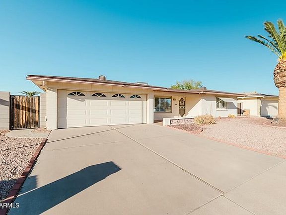 2nd image of 4226 E DIAMOND Avenue
