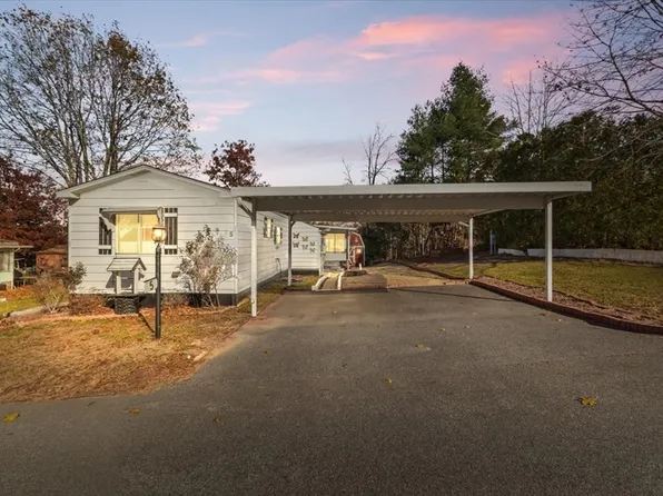 5 Presidents Way, Carver, MA 02330