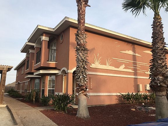 2nd image of 15430 Seamount Cay Ct Unit 105