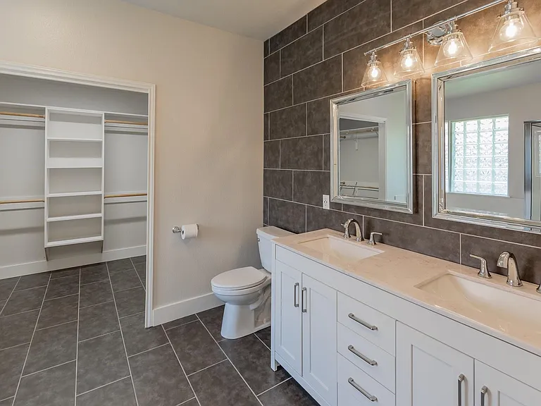 3213 Canyon Ledge Cv — Photo 26