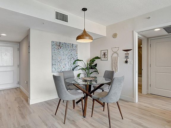 4th image of 610 W Las Olas Boulevard #1314