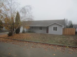 315 Woodley St, Glendale, OR 97442