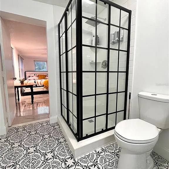 2173 Riviera Dr — Photo 23