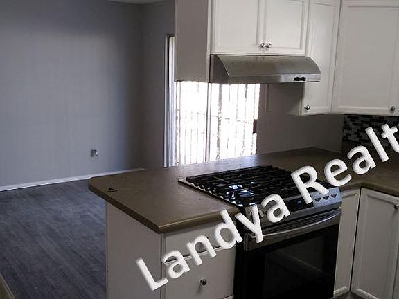 5th image of 1231 Deerwood Dr