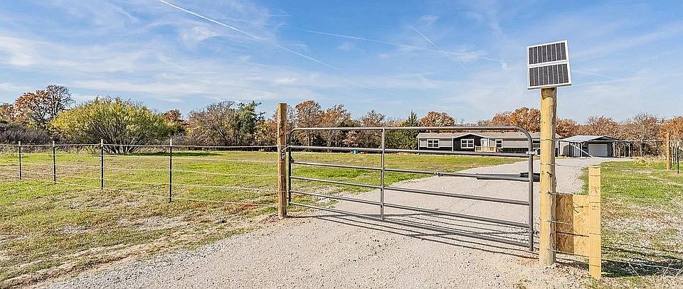 1st image of 1860 County Road 3855
