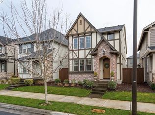 393 SW 203rd Ter, Beaverton, OR 97006