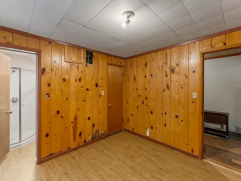 10710 Grandview Ave — Photo 7