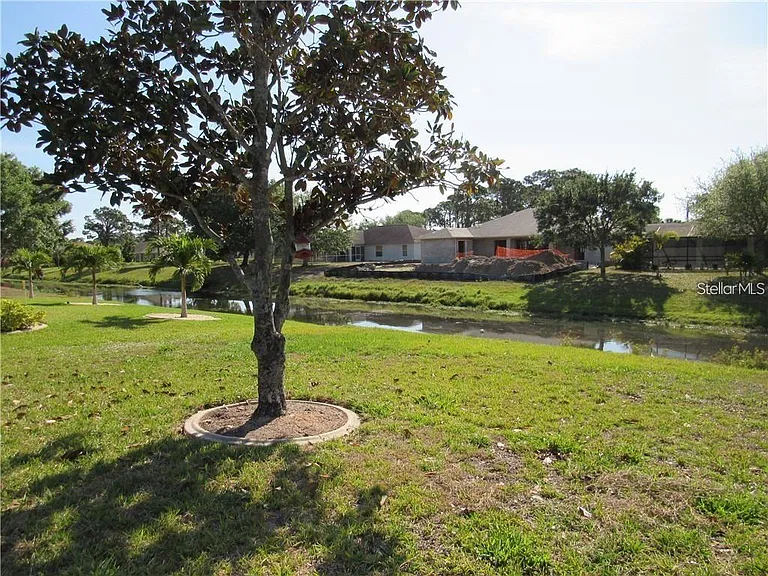 Sportsman Rd — Photo 26