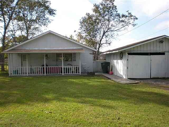 1st image of 6341 Diamond Ave