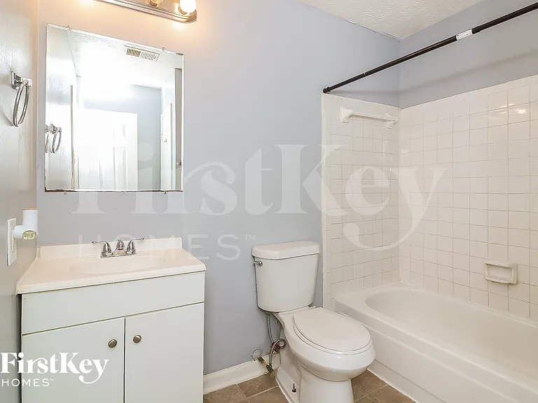 1060 Forest Path — Photo 14
