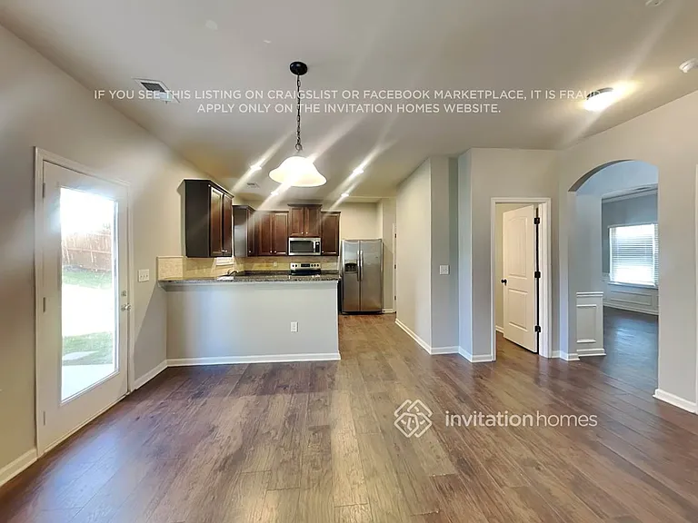 107 Camden Rd — Photo 5