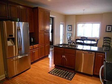 2nd image of 324 Glyn Tawel Dr