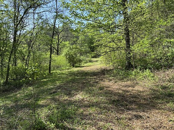 2nd image of TRACT Twist Tail Rd #C