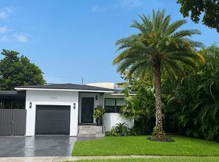 3865 NW 57th Pl, Virginia Gardens, FL 33166