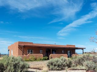 16 Colonias Pointe Dr, El Prado, NM 87529