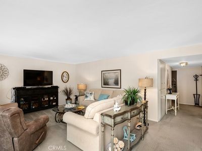 859 Ronda Mendoza UNIT B, Laguna Woods, CA, 92637