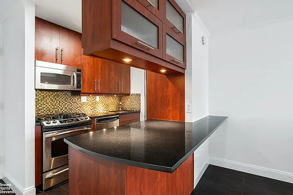 Rented by Brown Harris Stevens | media 4