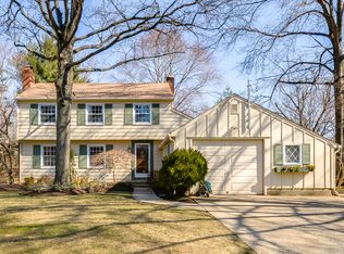 250 Redstone Rdg, Cherry Hill, NJ 08034