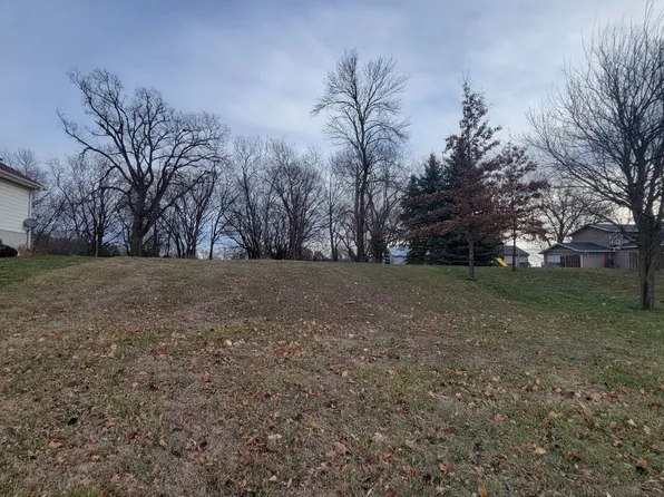 2559 McConnell Ave #52, Auburn, NE 68305