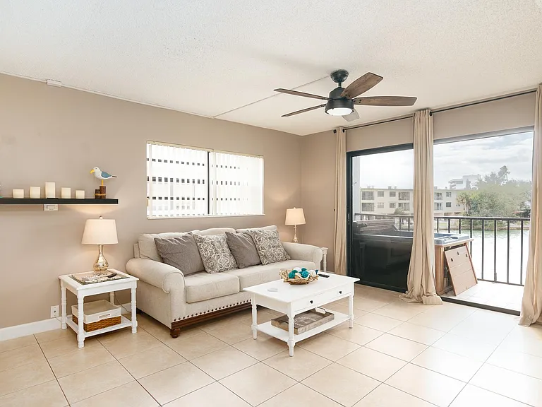 12080 Capri Cir S #101 — Photo 7